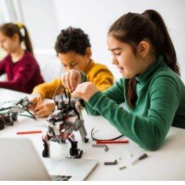 Kids Discovery College