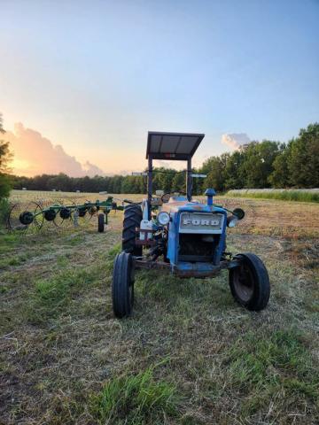 tractor image